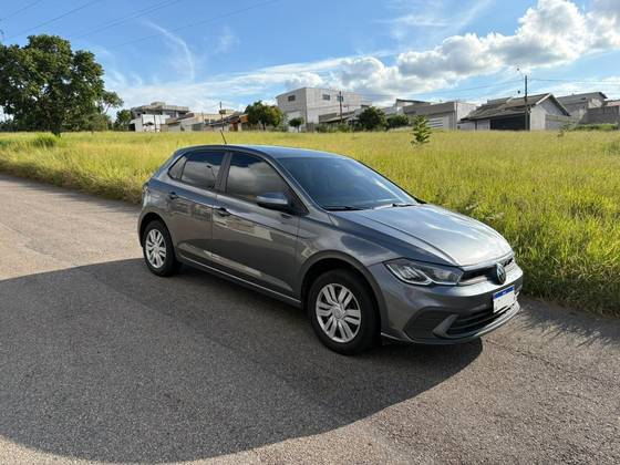 VOLKSWAGEN POLO 1.0 MPI MANUAL VOLKSWAGEN POLO 1.0 MPI MANUAL
